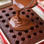 Bolo Molhadinho de Brigadeiro CremosoBolo Molhadinho de Brigadeiro Cremoso